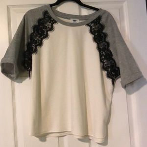 Old navy knit top size large (worn twice)